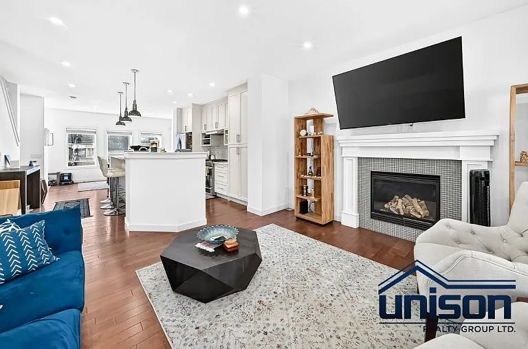 47 N Evanspark Rd NW — Photo 55
