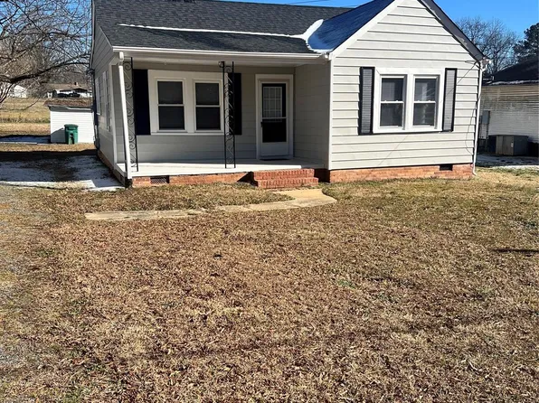 615 Arlington Ave, Albemarle, NC 28001