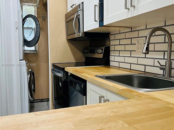 4th image of 8000 Fairview Dr APT 310