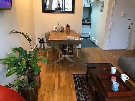 Rented by Highline Residential | media 28