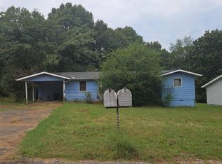 15 Opalochee Dr, Cherokee Village, AR 72529
