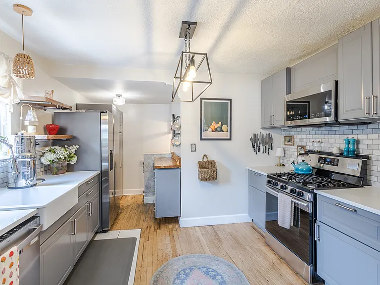 4229 S Delaware St — Photo 9