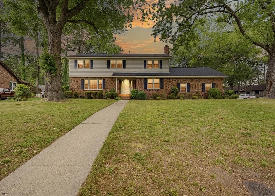 1st image of 957 Edwin Dr