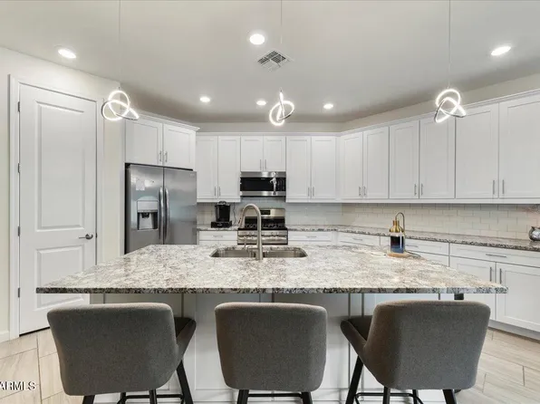 2745 W POLLACK Street, Phoenix, AZ 85041