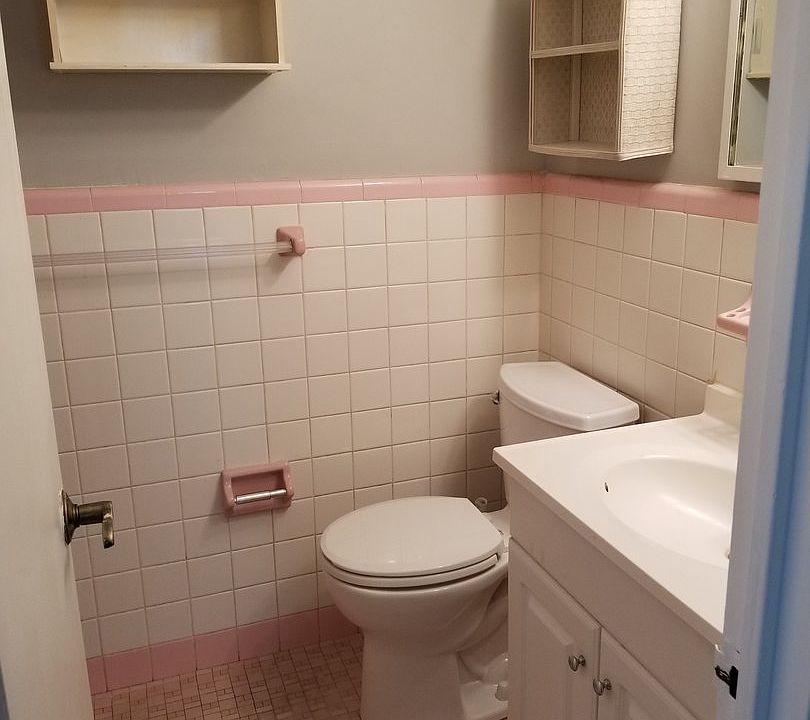1st image of 7837 Dungan Rd APT B