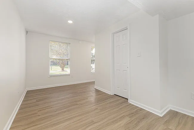 8915 Touchstone Ln — Photo 11