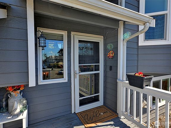 2nd image of 5213 63rd Drive NE