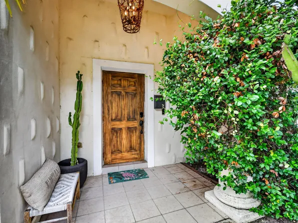 4311 Garden Ave, West Palm Beach, FL 33405