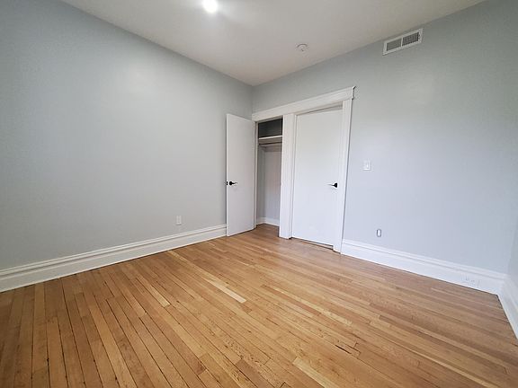 4th image of 104 Baldwin Ave #2A