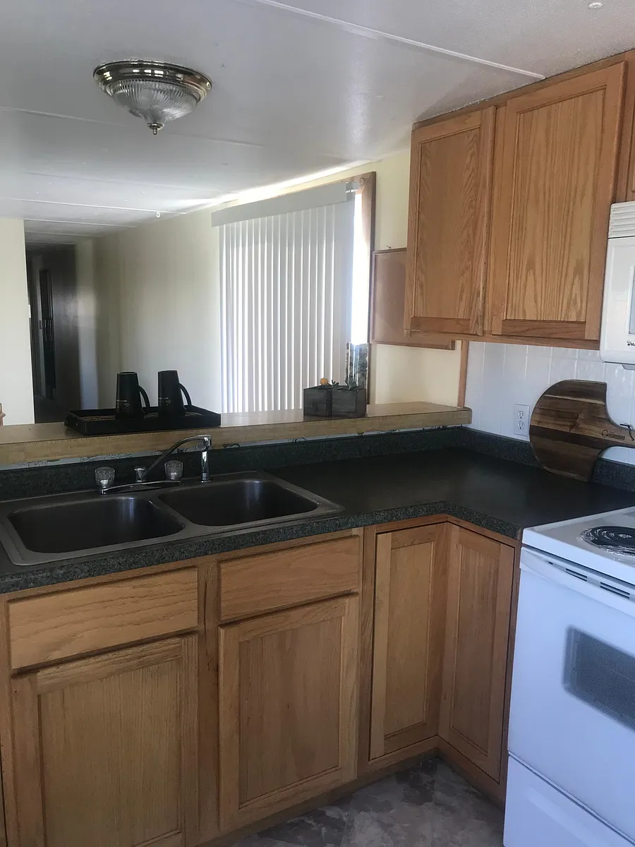 Photo 2 of 11 - 712 SE Railroad Ave #23A - Wilbur, WA Kitchen 1 - 712 SE Railroad Ave #23A