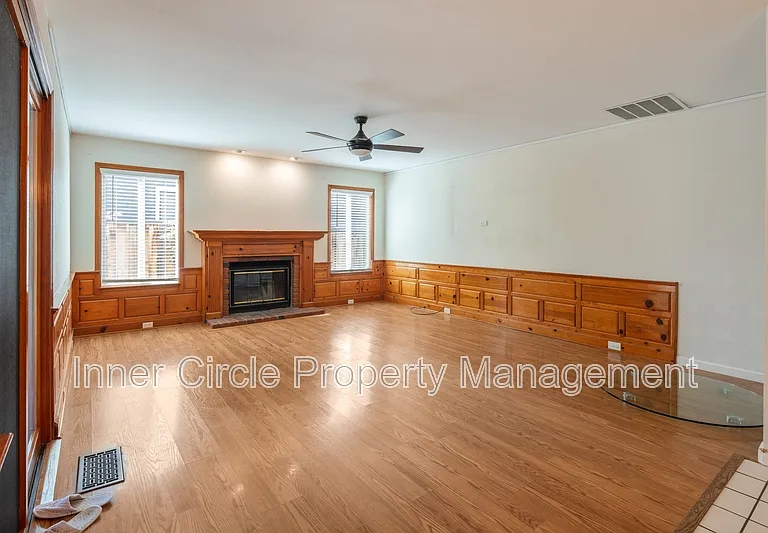 512 Bluerock Dr — Photo 11