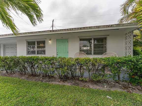 3rd image of 722 Ridge Road