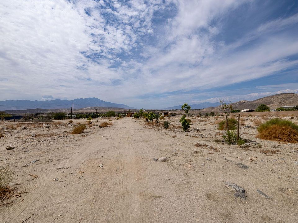 1st image of 20245 Smith Rd