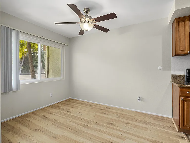 5633-45 N Topanga Canyon Blvd — Photo 33