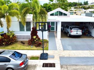 216 Urb Miramelinda Est, Rio Grande, PR 00745