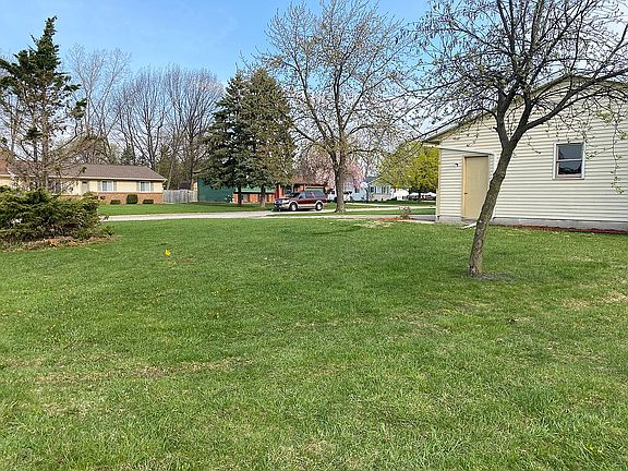 5th image of 3668 Hensler Pl