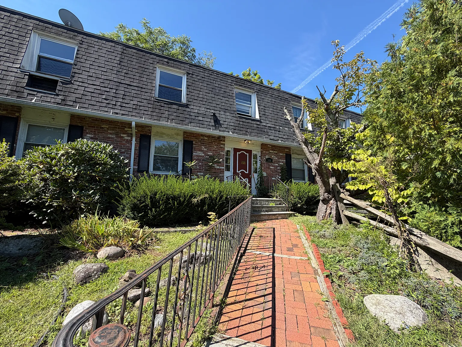 1 bed, $1,195 — Photo 1