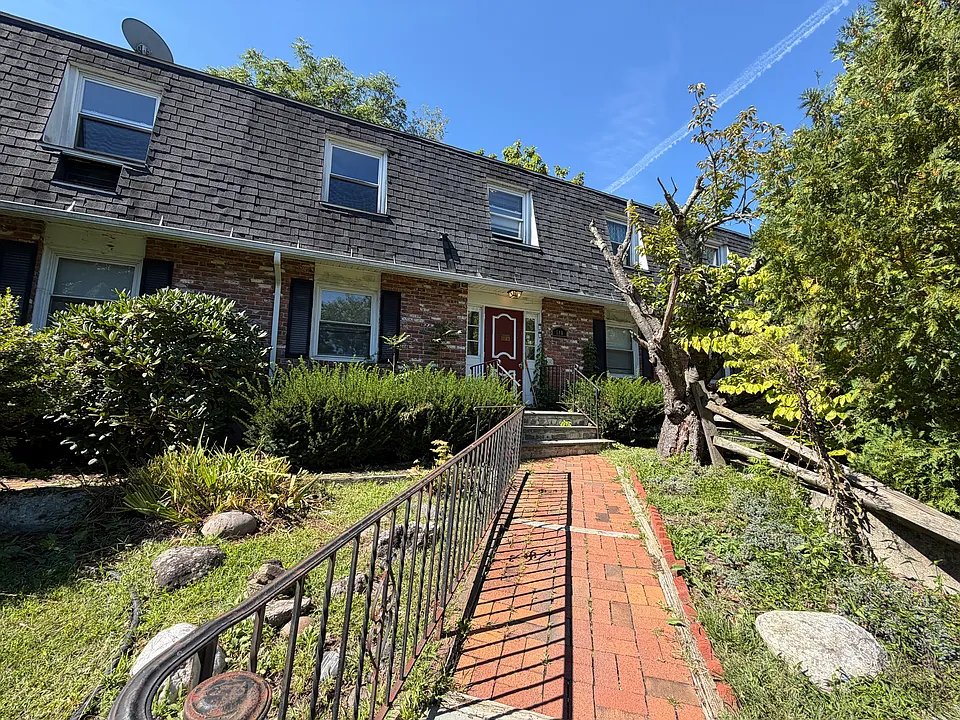 538 Wilson St #2