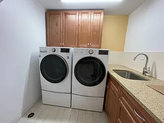 Rented by URBAN UTOPIA REALTY LLC