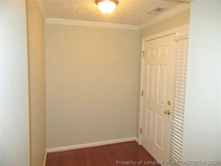 3346-11 Harbour Pointe Pl — Photo 2