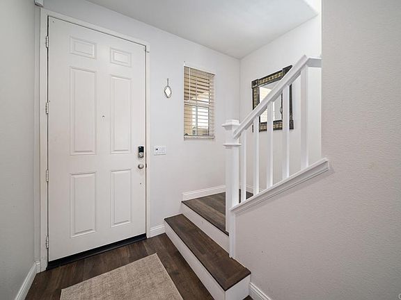 4th image of 35534 Asturian Way
