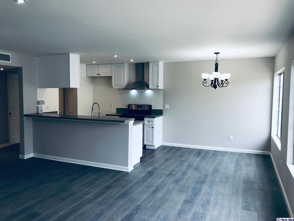 1st image of 18640 Collins St APT 206