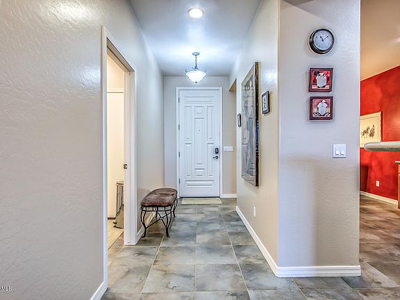 3rd image of 208 W Twin Peaks Pkwy
