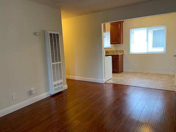 2nd image of 123 Redwood Ave APT 4