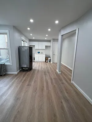 Rented by Budget Real Estate NYC Inc | media 7