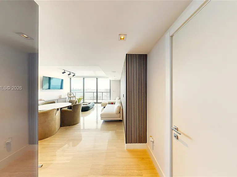 1451 Brickell Ave #2502 — Photo 8