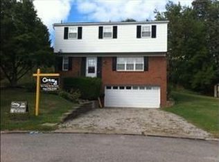 215 Elrose Dr, Pittsburgh, PA 15237