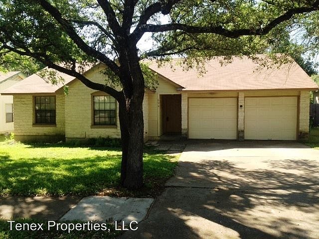1st image of 606 Russet Valley Dr