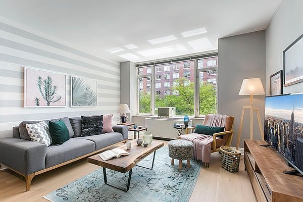 1st image of 325 N End Ave APT 9G