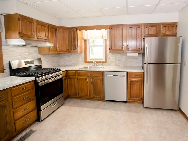 17960 Oak Grove Rd — Photo 9