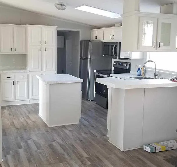 18355 Bauer Rd — Photo 5