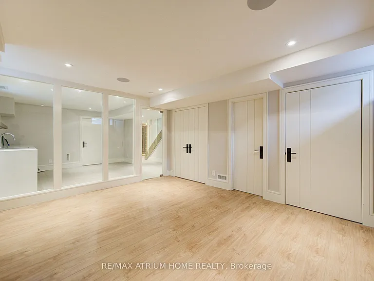 6 Hillholm Rd — Photo 34