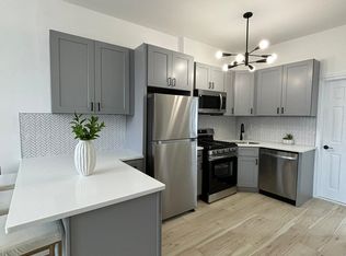 301 3rd St #2, Jersey City, NJ 07302