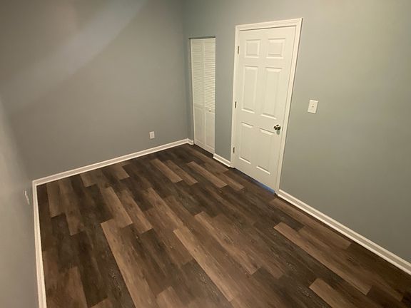 5th image of 102 Commonwealth Ct