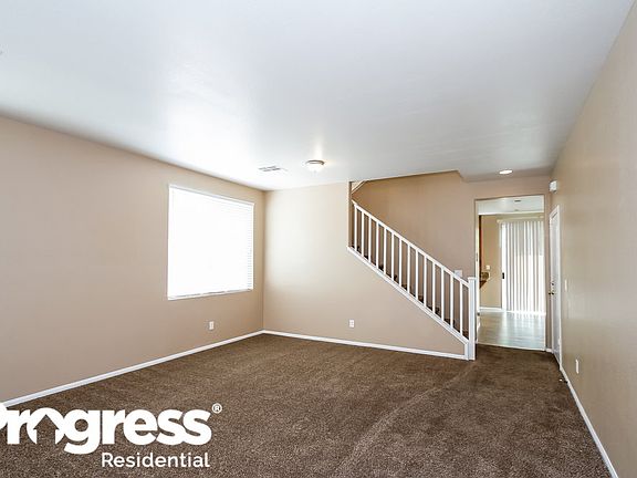 2nd image of 1917 Barrel Oak Ave