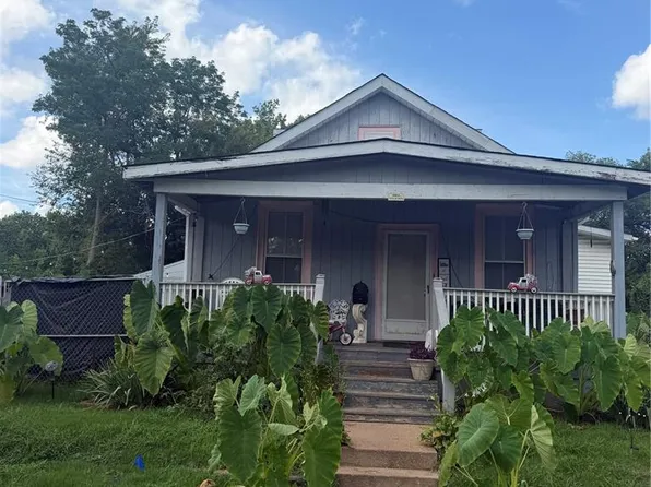 417 Northridge Dr, Saint Louis, MO 63137
