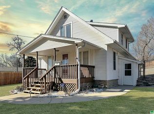 231 Maple St, Bronson, IA 51007