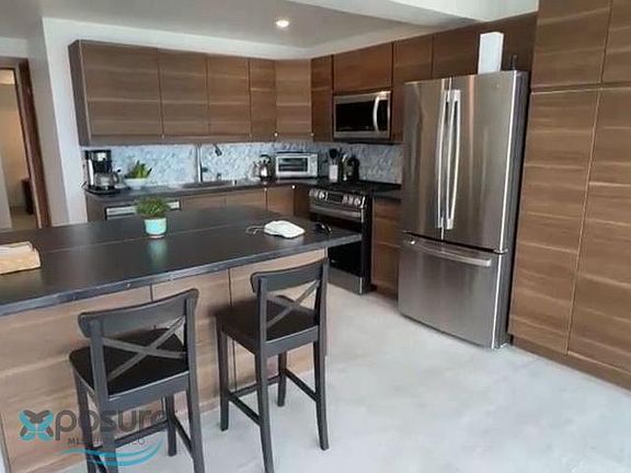 2nd image of 113 Calle #D