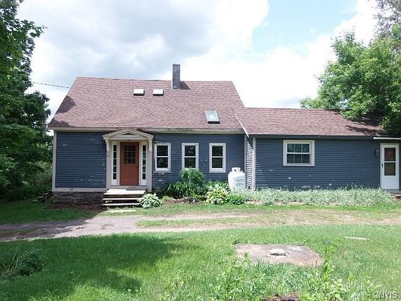 2nd image of 21 Mill St