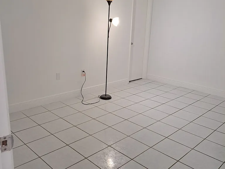 321 W Park Dr #201-12 — Photo 13