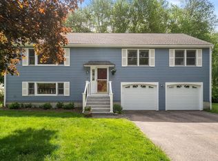 22 Causeway St, Medfield, MA 02052