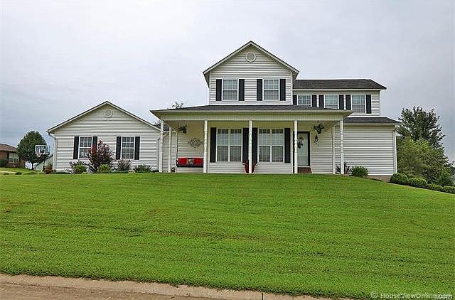 1st image of 405 Stonewall Dr