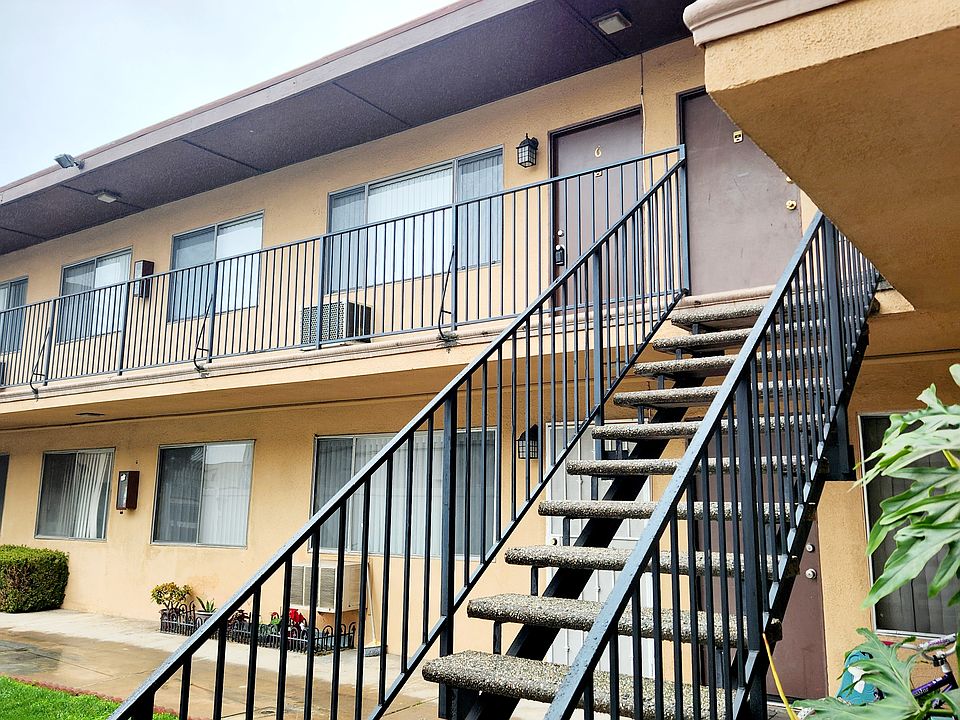 Staircase to apartment.