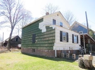 17 High St, Agawam, MA 01001