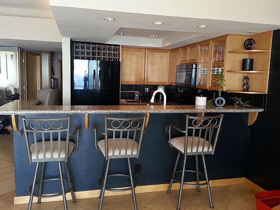 2nd image of 851 Beachfront Dr #C
