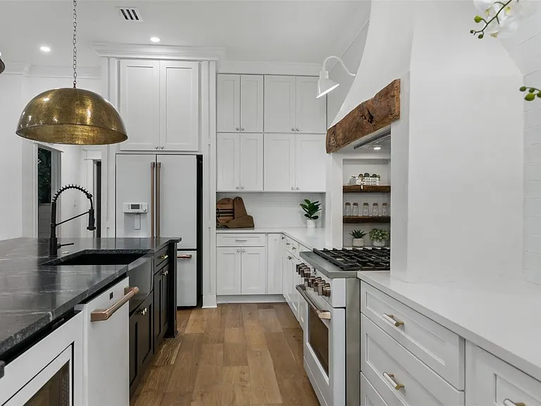 3501 W Tacon St — Photo 16